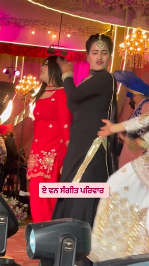 Nonu Talwandi on Instagram: "#professional punjabi culture wedding show cont A one sangeet priwar Talwandi bhai ☎️98145 13206"