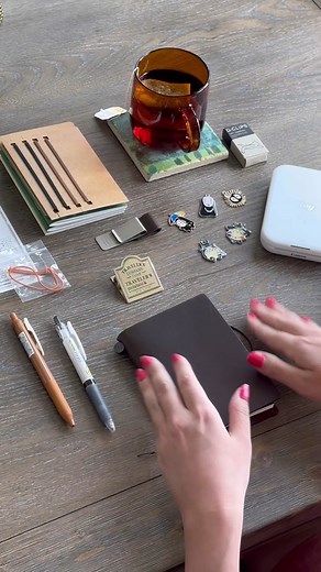 Travelers Notebook setup ✨ #travelersnotebook #travelerscompany #travelerscompanyusa #travelersnotebooksetup #travelersnotebookpassport #jetpens