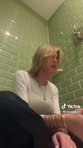 Soothing Singing Without Clothes - TikTok Compilation