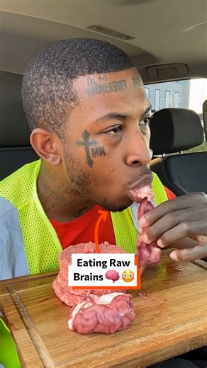 Eating raw brains 🧠😳 | Twisted