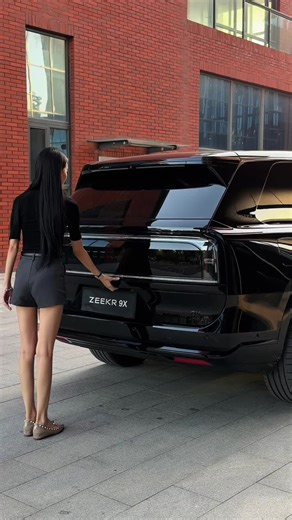 Zeekr 9x made in China. We are committed to exporting various Chinese-branded vehicles, construction machinery, agricultural machinery, and special-purpose vehicles to countries worldwide, covering regions such as the Middle East, Central Asia, Europe, Africa, and South America. We promise to serve every customer wholeheartedly. If you have relevant needs, please feel free to contact us at any time! - WhatsApp: 86 15376492635 - WeChat: A15376492635#zeekr9x