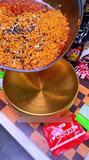 มาม่าเผ็ดคูณ2รีวิวราคาอร่อยถูกใจ