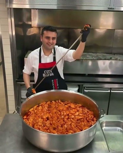 Turkish chef Czn Burak Cooking Non-veg Food |