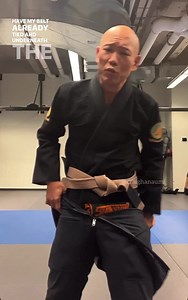 150K views · 5K reactions | At the Bellevue, WA Police Recruiting one of the most commonly asked questions is connected to my uniform, specifically how and why I set it up the way I do. It was 32 degrees this morning 略 and you have to be prepared. 屢酪 #oldman #police #outreach #aloha #makeadifference #aiea #oahugrown #trainweeklyorfightweakly | Craig Hanaumi | Facebook