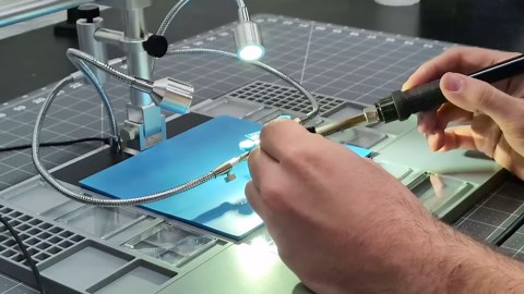 Andonstar AD249S-M Plus 10.1'' HDMI Soldering Digital Microscope for Electronics Repair, 2000x 3 Lens 2160P UHD Video Record, Soldering Microscope Station with Helping Hands, Slides, 32GB Card