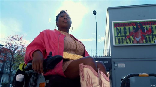 Adaptive fashion for people with disabilities