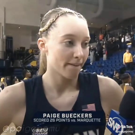 Paige Bueckers Highlights: A Basketball Star's Journey