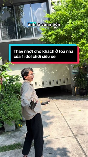 Dẫn ae đi đến toà nhà của 1 idol chơi siêu xe đẳng cấp nhất nhì Việt Nam để thay nhớt cho khách,xem thử có hữu duyên ngắm được em xe nào ko nha #chanhbannhotdao #congnhan #thaynhot #yeuxekieng #exciter150