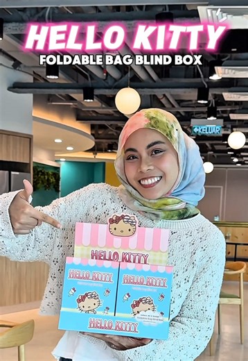 Warning ⚠️: Opening one is not enough ⚠️🎀 The Hello Kitty Foldable Bag Blind Box is here 💗 8 cute designs . 1 Secret design . Zero wrong choices . How many will you collect? 👀✨ 💗 Member price: RM23.90 🤍 Non-member: RM29.90 Grab yours now at #WatsonsMalaysia stores or online, starting 30th December 2025 (West Malaysia) and 6th January 2026 (East Malaysia)! 🛒 While stocks last. *Terms and conditions apply #HelloKitty #WatsonsMalaysia #OnlyAtWatsons