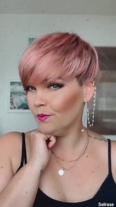 All the middle part hairstyles for short hair - which everyone can do! No heat or braiding required 💕 from normal to crazy styles there is a style for everyone 😅🙋🏼‍♀️ Which do you like the most? More Videos and Ideas on Instagram.com/salirasa Tiktok.com/salirasahairstyle Pinterest.de/salirasabylisa YouTube.com/Salirasa Music is Anja Kotar woo! https://bit.ly/3fm4hLx #hairvideo #kurzhaarfrisur #kurzehaarestylen #salirasa #salirasavideo #pixie #pixies #undercut | Salirasa