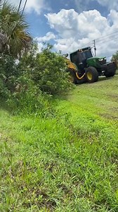 16K views · 318 reactions | #mowing #tractorwork #tractors #alamo #boommower #schulte #johndeere #deere #rightofway #cleaning #fyp #cutting #gras | Farmer UK | Facebook