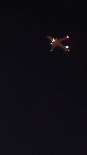 Nice PW1000G sounds. Air France A220-100 takeoff from LFPG (video archive)