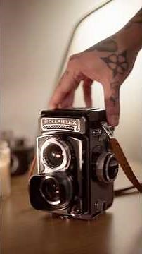 How to load a Rolleiflex Camera #rolleiflex #rolleiflext #mediumformat #filmcamera #filmphotography