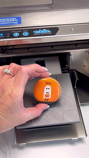 This cookie was printed on Eddie®, The Edible Ink Printer #halloweencookies #cookier #eventplanner #cookielife #cookiebaker#casinofood #bakersofinstagram #dessert #bakerylife