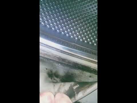 This is an Old Indesit 1200 Spin 6KG+5KG IWDE126P Washer Dryer