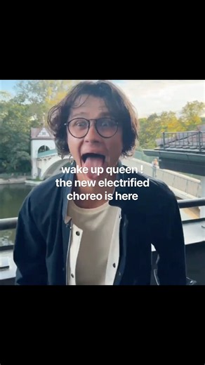 wow he got moves #davidkushner #daylight #funny #relatable #viral @d@david.kushner