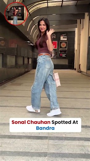 Sonal Chauhan Spotted At Bandra Looking Gorgeous