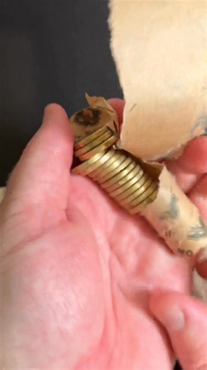 #wait #Aussie #Australia #coinsearch #twodollars COIN VALUE LISTS and FREE GUIDE, Click My Image ⬇️ https://linktr.ee/coincollecting_detecting | Coin Collecting and Detecting