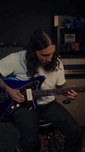 The Starmaster is a head turner! Made in Japan, a blend between the Starcaster and the Jazzmaster. Floating tremolo, vintage tuners, modern “C” neck, 9.5” radius and 22 medium jumbo frets, topped off with vintage style Jazzmaster single coil pickups! What else do you need?! 🤘 #fender #fenderguitars #starmaster | Sky Music