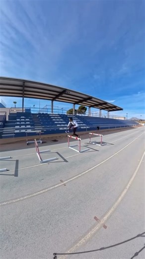 110m hurdle training| Rhythm, speed, precision — 110m hurdles grind #olympicsport