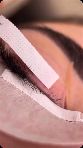 SenseLashes® Manufacturer on Instagram: "The inner corner lashing technique🤞🏽 📌PS: it’s attached to the lashes, not the skin. Just the shooting angle. . . . #lashtech #lashtechnician #lashtechnique #lashtutorial #lashtutorials #lashartist #lashclass #lashgoals #lashtrainer #lashtraining #shortlashes #lashlife #lashpro #lashprofessional #lashmaster #miamilashes #miamilashtech #miamilashextensions #miamilashartist"