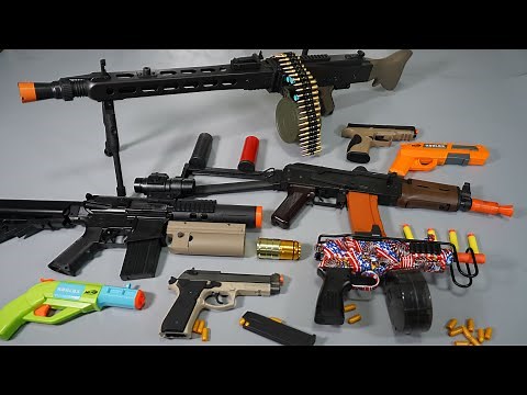 Military Soldier Toy Guns - MG42 Nerf Gun - AKs74u - M4 Airsoft Gun - Realistic Toy Gun collection