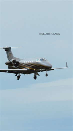 Embraer Phenom 300 | N5A | Landing at Naples (APF) Airport #planespotting #bizjet #aviation #privatejet #aviationphotography #Embraer | SK Airplanes