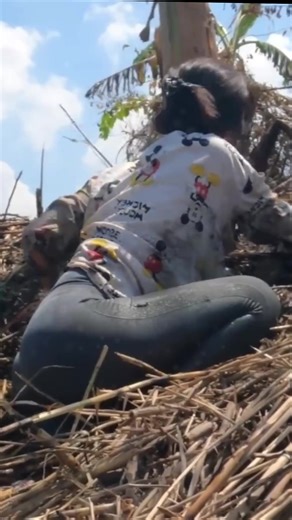 Beautiful Girl Fishing: A Serene Outdoor Adventure