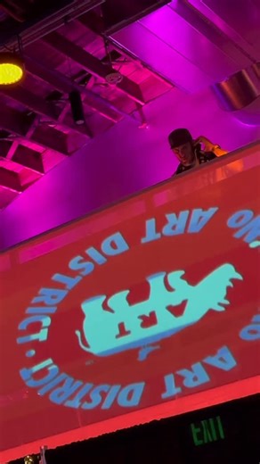 Art RiNo 2025 brought music, food, performance and community in motion 🦏 Thanks to everyone who showed up, danced, celebrated, raised a paddle or bid in our silent auction. Your contributions helped fund 2026 artist stipends, community programming and resources! Special thanks to: 🍽️ Made in RiNo Eats partners: @mister_oso_, @corsicawinebar, @magnakainandenver, @pit_fiend_bbq, @eatramen, @lunchboxxdenver, @bear_leek and @uptownandhumboldt 🎧 @casaalta_, @nelli_sounds and @nateplaysnotes 🍸 @so