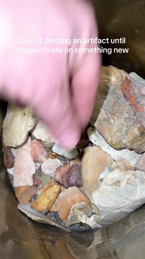 Here is a breakdown of Hopewell bladelets, a specialized stone tool technology from the Middle Woodland period (approx. 2,000 years ago): • Not Arrowheads: These are prismatic blades, struck from a prepared core rather than chipped into shape like a projectile point. • Mass Production: This technique allowed toolmakers to peel dozens of identical, razor-sharp strips from a single stone