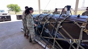 🚨 New Tech in Air Force Fuel Delivery! 🚨 Sheppard’s Petroleum, Oils and Lubricants (POL) schoolhouse played a vital role in the development and testing of a brand-new fuel bladder designed for the Aerial Bulk Fuel Delivery System (ABFDS) — a key capability that enables rapid fuel delivery to remote and forward deployed locations. This updated bladder enhances safety, durability, and efficiency in airborne fuel operations. Thanks to the expertise of Sheppard’s POL team, the new system is ready 