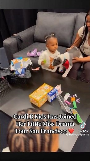 Cardi Backstage with her 4 children | Little Miss Drama Tour #cardib
