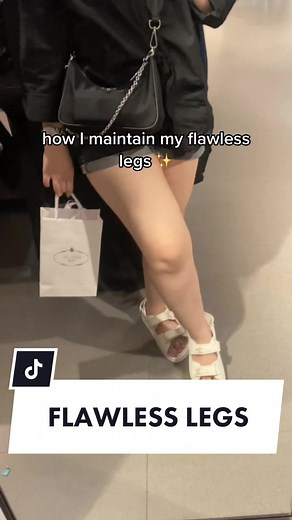 YOU WON'T REGRET TRYING THESE I PROMISE!! #flawless #flawlesslegs #flawlesslegsroutine #legsroutine #bodycare #bodycareroutine #watermelonsoap #cattandco