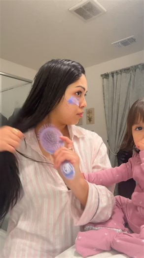 Dare you to.. on Instagram: "Blow dry before bed. Do you dry your babies hair before bed?? A friend told me she does so we are trying it. Goal is to post wo my kids but it’s not working lol."