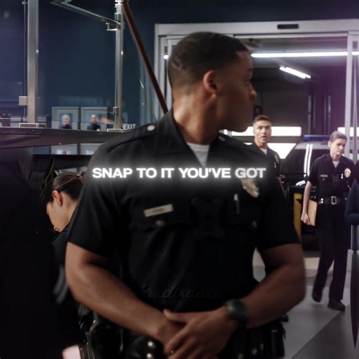 HES IN SHORT SLEVES NOW😩🙏🏼 / cc: jospsfilms topaz: @r0bin scp: @viedits \\ #therookie #milespenn #fypツ #xyzbca #aftereffects