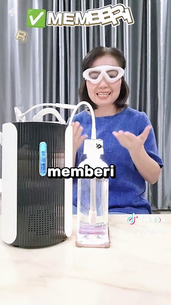 Minum, sedut & relaks mata… Semua dalam Hydrogen Inhaler 3 dalam 1! 💧🌬️👁️ Hidrogen membantu melawan stress oksidatif dan menyokong kesihatan tubuh. Nak tahu bagaimana ia berfungsi? DM Kak Lucy untuk info lanjut. #Hidrogen #HydrogenInhaler #Kesihatan #Antioksidan