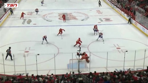 Ivan Demidov starts the play, and Oliver Kapanen finishes it via Alex Newhook. Make that goals in back-to-back games for Kapanen, too! 2-1 #GoHabsGo | Montreal Hockey Now