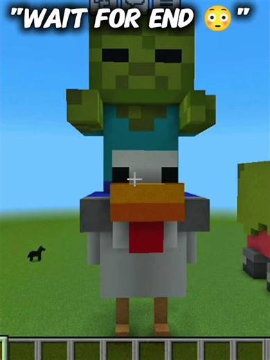 Minecraft game but I build a statue of a zombie chicken #minecraft #gaming #shorts # statueofzombiec