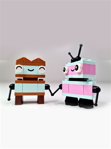 LEGO Classic - Creative Pastel Fun (11028) - Robots todays build is gonna be from LEGO Classic Creative Pastel Fun, and it's two Robots this time. The LEGO Classic: Creative Pastel Fun (11028) set was released on March 1, 2023. This set has 333 pieces and are recomended from 5 years. The set includes bricks in pastel colors and instructions to build models like an ice cream cone, a dinosaur, a dodo bird, a robot, a cat and a rainbow cloud. My daughter build it originally and this is a rebuild I 