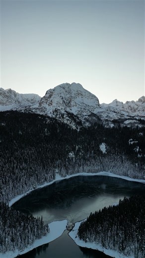 黑山 黑湖 无人机 - Free video on Pixabay