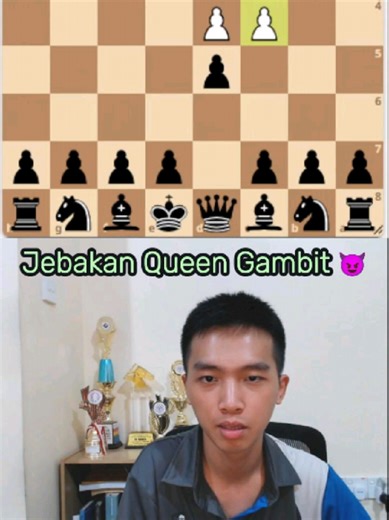 Semua kelihatan aman… sampai pengorbanan bishop ini muncul 😈 Lasker Trap (Queen’s Gambit) Banyak yang kejebak karena tidak siap dengan ide ini #catur #chess #belajarcatur #chesstips #batamchessacademy