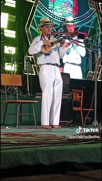 Charango de Plata en Festival Internacional del Charango 2025