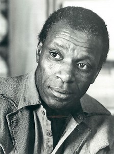 Moses Gunn, Stage, and Screen Actor born
