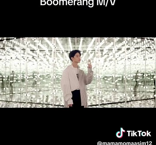 Wanna One - Boomerang Music Video