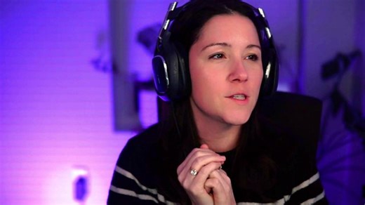 Streamily Live autograph signing!