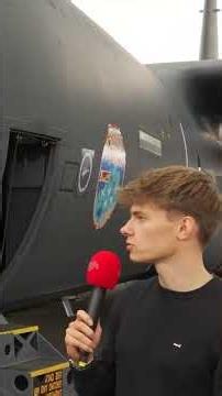 Bundeswehr Pilot explains the C130 transport aircraft at ILA