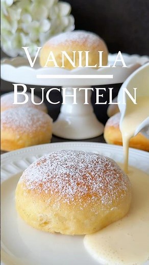 Delicious Vanilla Buchteln Recipe 🤗🤍 (in the Caption) #vanilla #buchteln #recipe