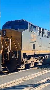 CSX Coal Drag race out of Brunswick! #csx #railfanning #railroad #railway #shorts