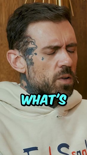 You know the womens bathroom is the best place to get hyped up 🤣 #plugtalk #angelyoung #plugtalkshow