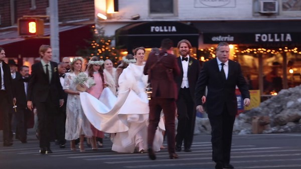 WATCH: Uma Thurman and Ethan Hawke's daughter Maya marries in NY wedding